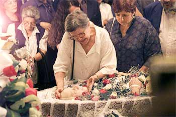 Z�lia Gattai, durante o vel�rio de Jorge Amado. Foto Jo�o Wainer/Folha Imagem